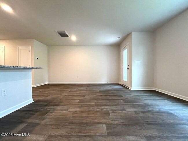Foto del edificio - 3206 Alibird Ln