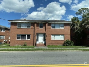 Building Photo - 2169 Spring Park Rd