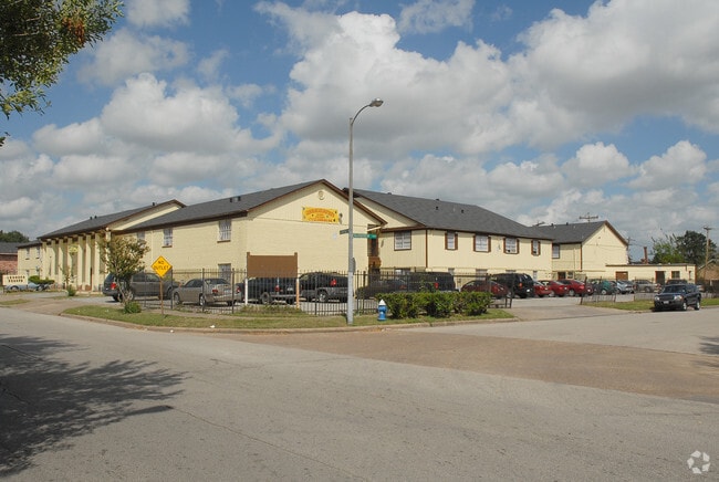 Building Photo - Leonora Square Apartments