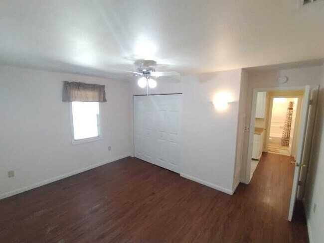 Building Photo - 8743 Buttercup Street - .