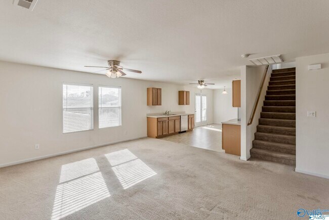 Building Photo - 105 Bayside Ln