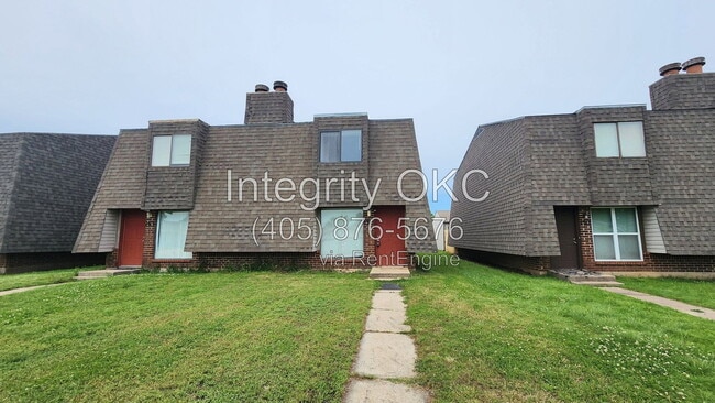 Photo - 1315 Eastgate Drive Townhome