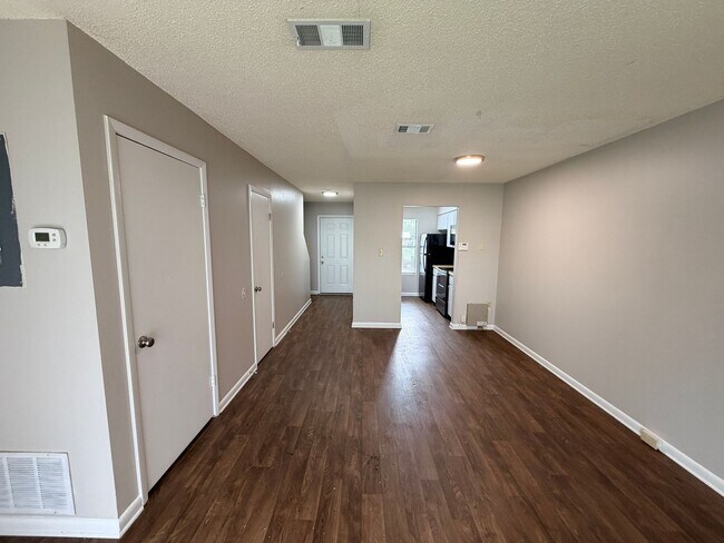 Foto del edificio - Avalon Townhomes