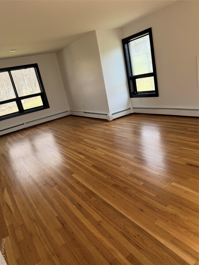 Foto del edificio - 40 Felter Hill Rd