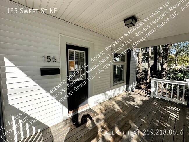 Foto del edificio - Beautiful NE Side 3 Bedroom Home