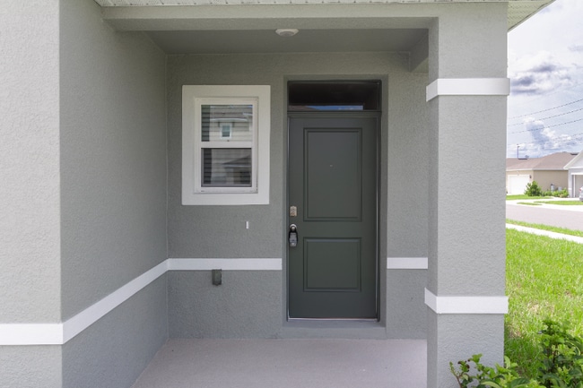 Building Photo - 3302 Pine Lily Ave