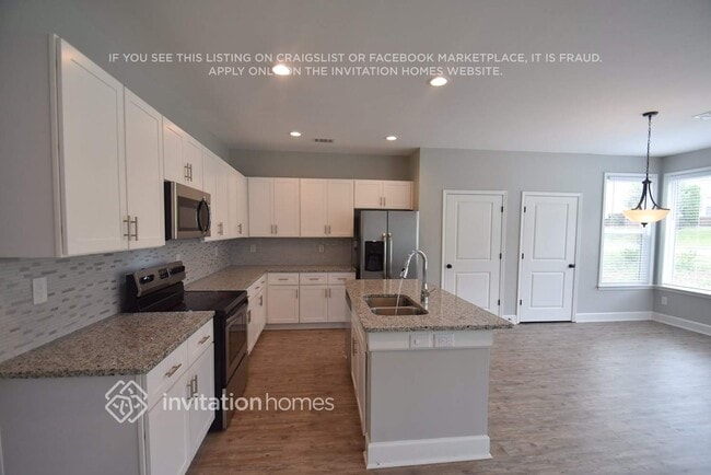 Building Photo - 442 Best Friends Turn Alley