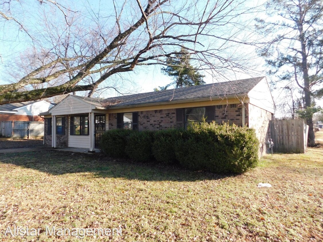 Primary Photo - 3 br, 1 bath House - 7510 Southaven Circle W