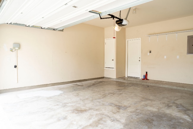 Building Photo - 3516 Savage Springs Dr