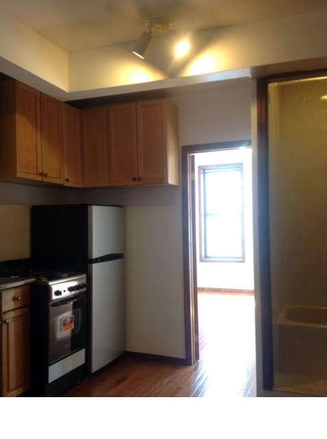 Primary Photo - 120 W 3rd St