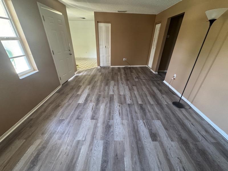 Foto principal - 7403 Mead Dr