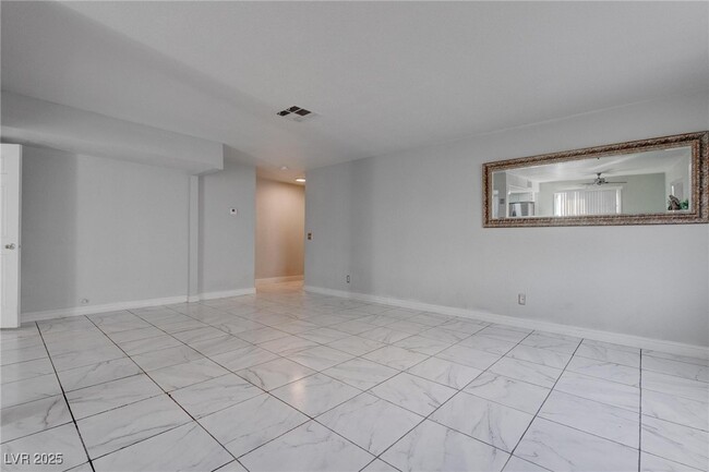 Building Photo - 6101 Crockery St