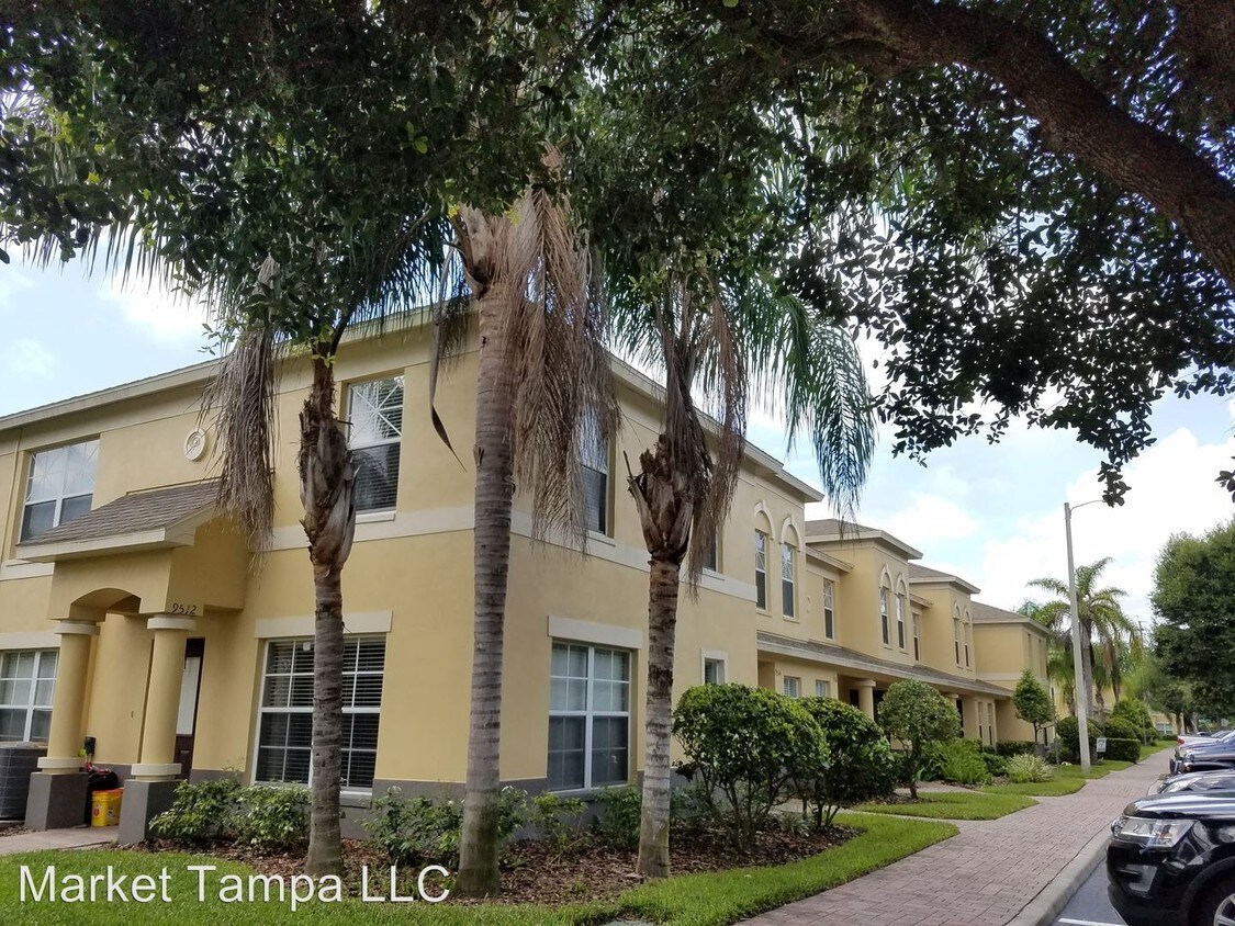 Foto principal - 2 br, 2.5 bath House - 9516 Charlesberg Dr.