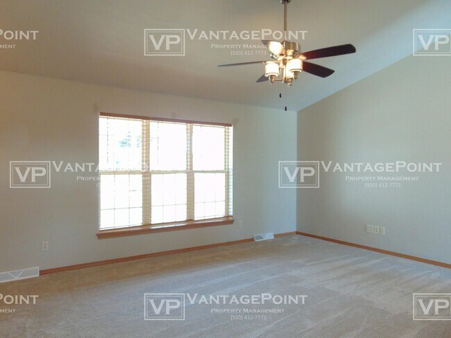 Building Photo - 1486 Guns Rd