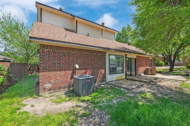 Foto del edificio - 3917 Pickett Pl Dr