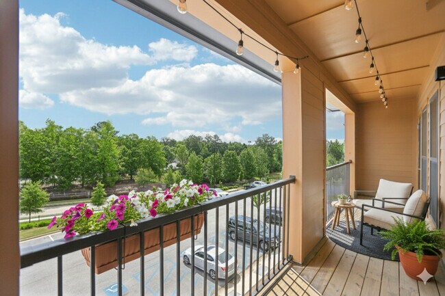 Foto del edificio - Station 75 Apartments at McDonough