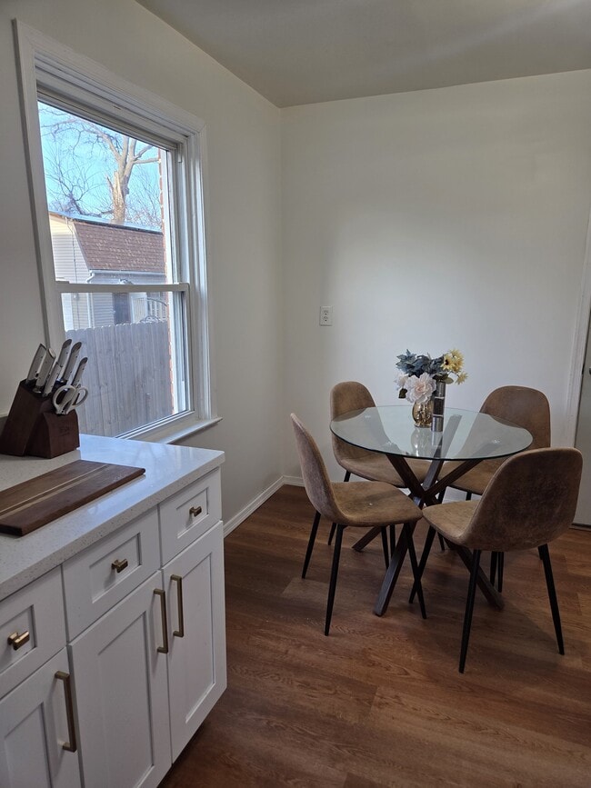 Renovated kitchen - 1130 Stephen Dr