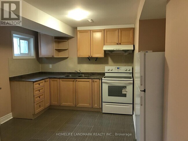 Building Photo - 2535 Symington Ct