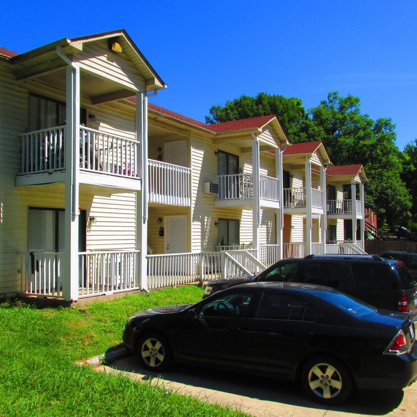 Building Photo - 761 Miller St