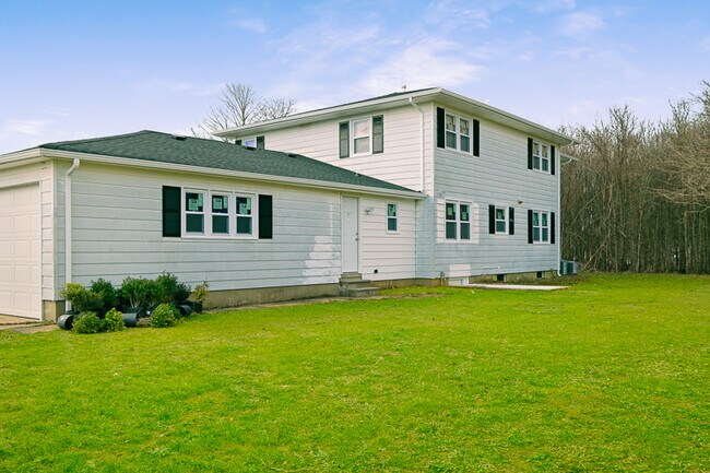 Foto del edificio - 370 Smithburg Rd