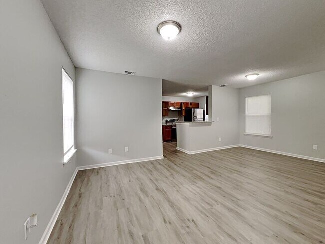 Foto del edificio - 1509 W 1st St