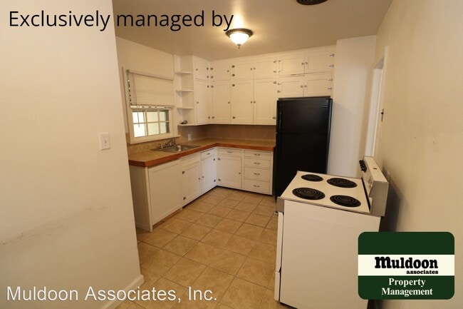 Building Photo - 2 br, 1 bath House - 2501 6th Ave