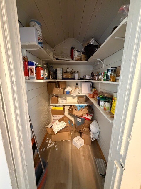 Foto del edificio - 409 N Cedar St