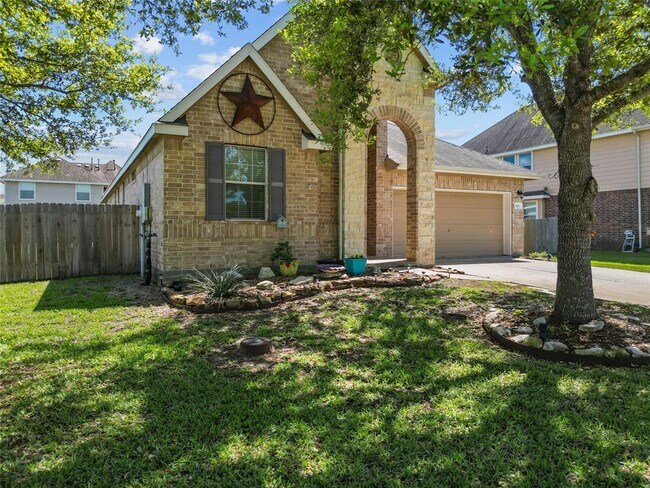 Building Photo - 803 Arlington Pointe Dr