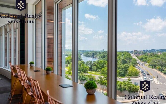 Foto del edificio - 516-522 Western Ave