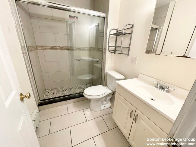 Foto del edificio - 72 Calumet St