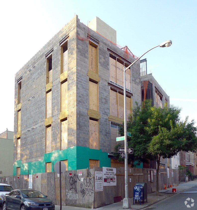 Building Photo - 25-27 18TH STREET