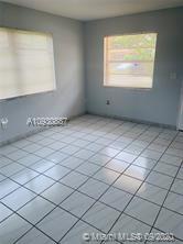 Foto del edificio - 5873 SW 3rd St
