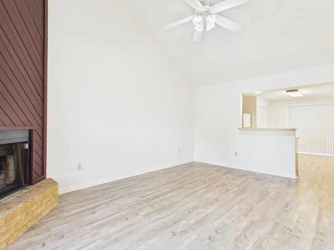 Photo - 1802 Woodsman Dr Townhome