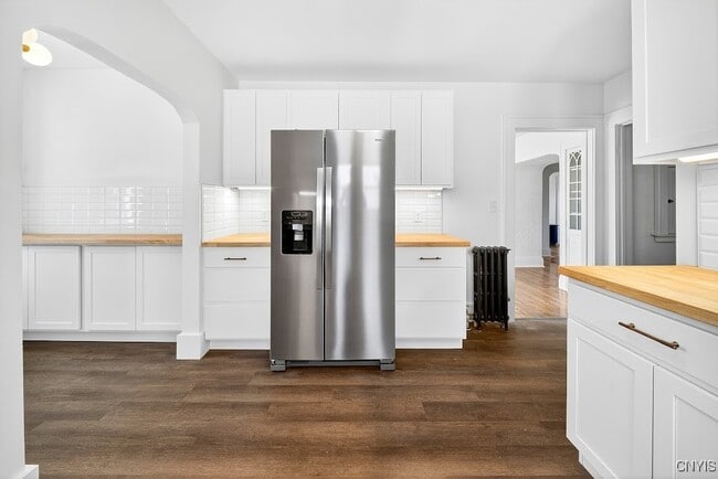 Building Photo - 363 Hickok Ave