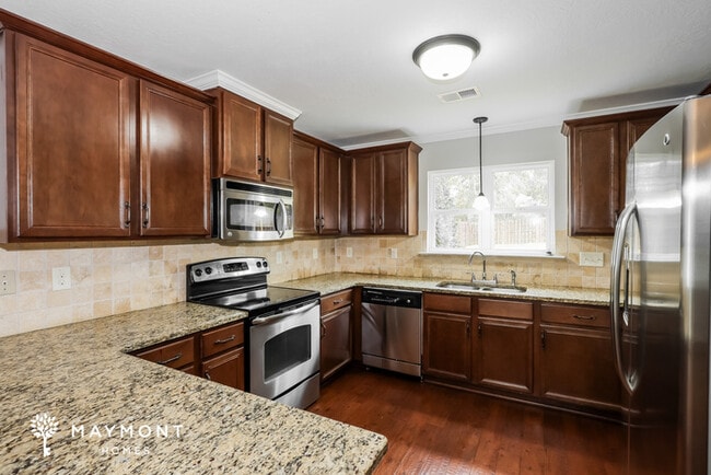 Building Photo - 514 Sebastian Dr