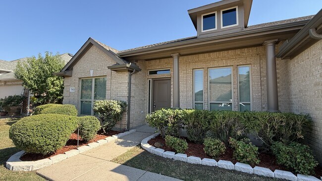 Building Photo - 7921 Decoy Dr