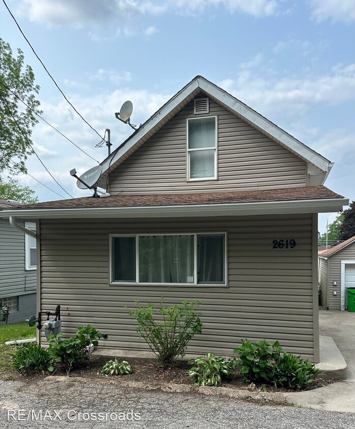 Primary Photo - 2 br, 1 bath House - 2619 Short St