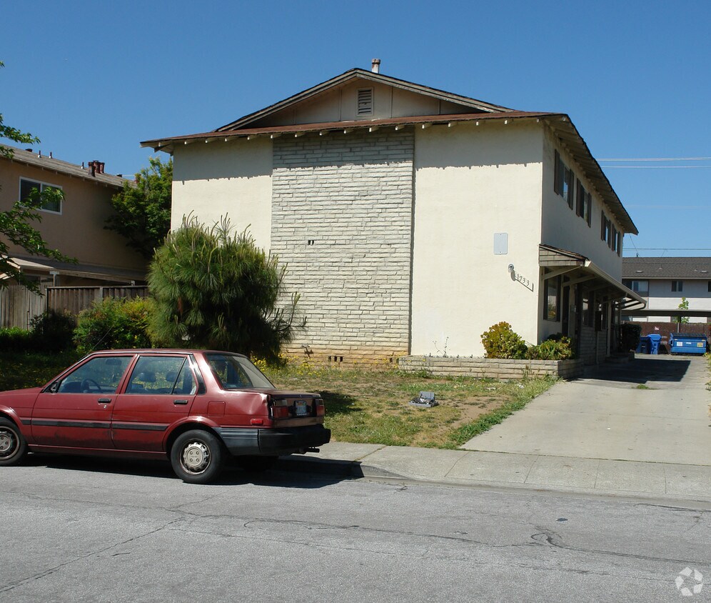 Foto del edificio - 1733 Noranda Dr