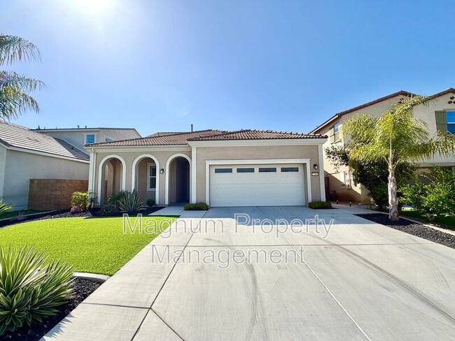 Building Photo - 27460 Big Bend Dr
