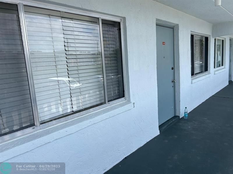 Primary Photo - 2200 Springdale Blvd