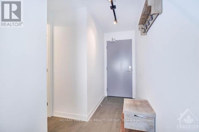 Building Photo - 203 Catherine St