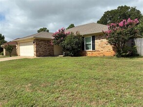 Building Photo - 5100 Eagle Nest Dr