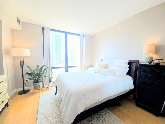 Foto del edificio - 435 W Erie St
