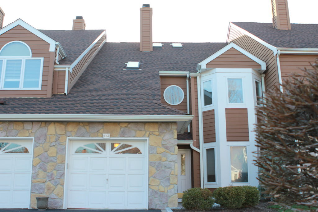 Primary Photo - 104 Alderberry Ct
