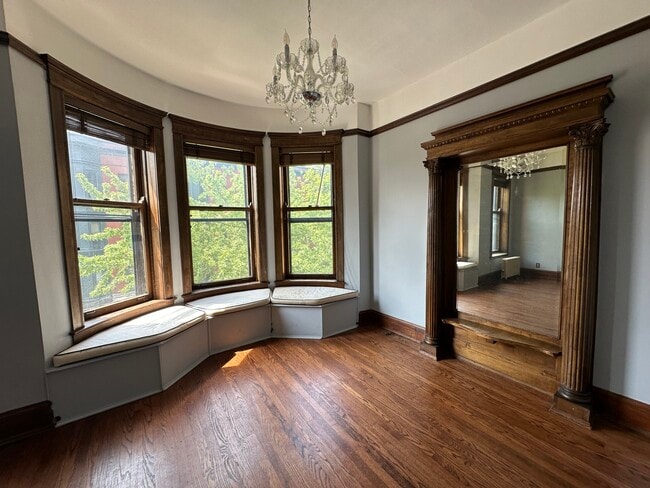 Foto del edificio - 2351 N Cleveland Ave