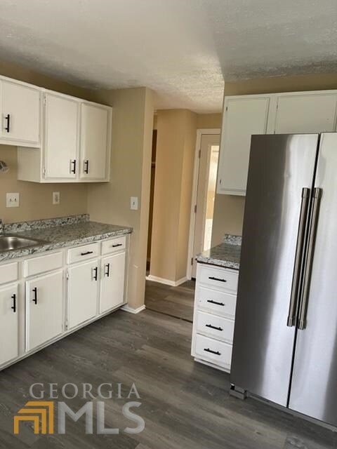 Building Photo - 497 Village Square Ct
