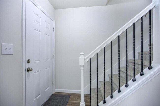 Foto del edificio - 2340 Beaver Ruin Rd