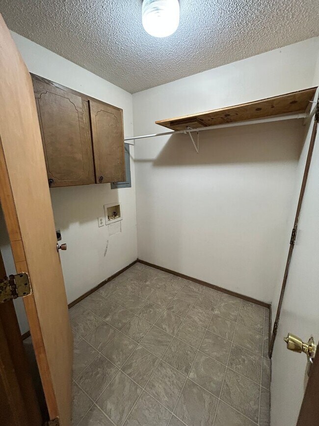 Foto del edificio - 2601 E 17th St