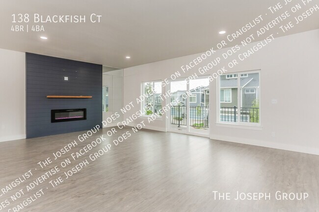 Foto del edificio - 138 Blackfish Ct