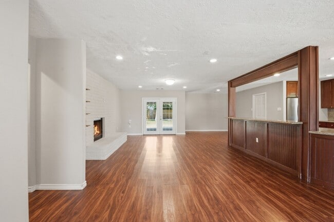 Building Photo - 25302 Friar Lake Ln